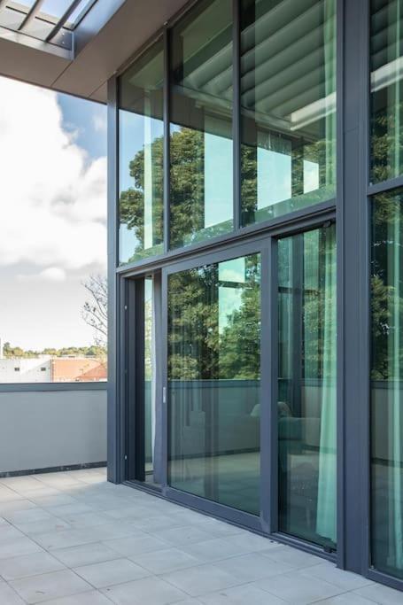 Apartment Skyline Serenity: Exquisite 3-bedroom Ultra-luxury Penthouse *